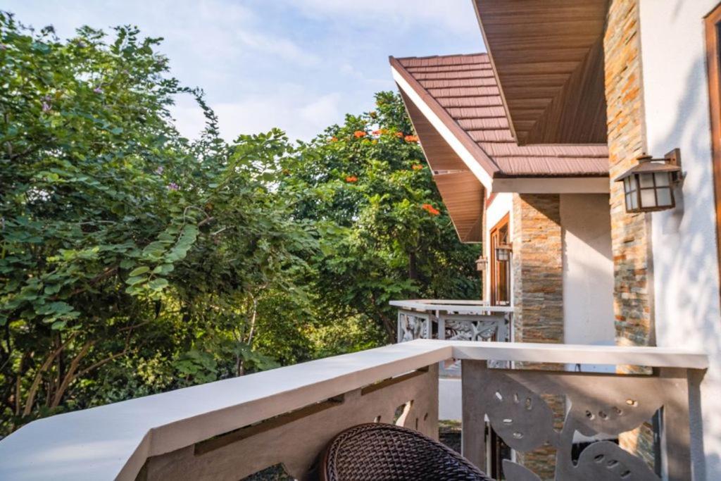 La Jolla Luxury Beach Resort Bagac Экстерьер фото